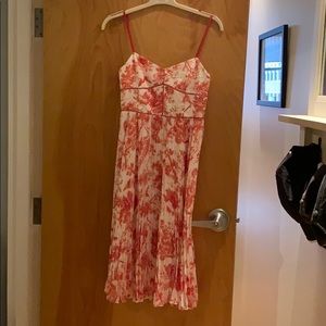 Club Monaco size 2 red/white pleated dress